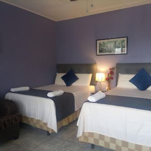 Hostal Vista Del Mar